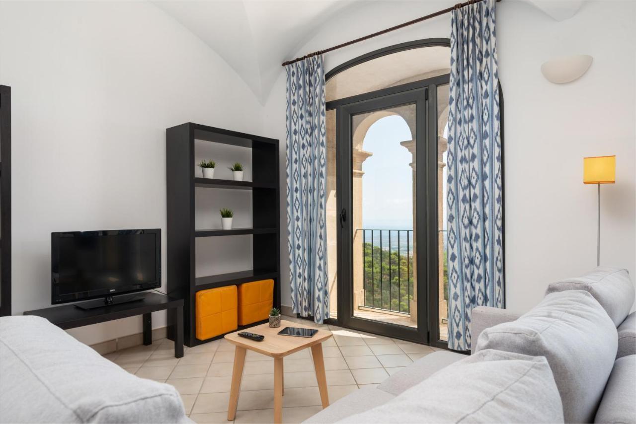 Hotel Petit Hostatgeria Sant Salvador